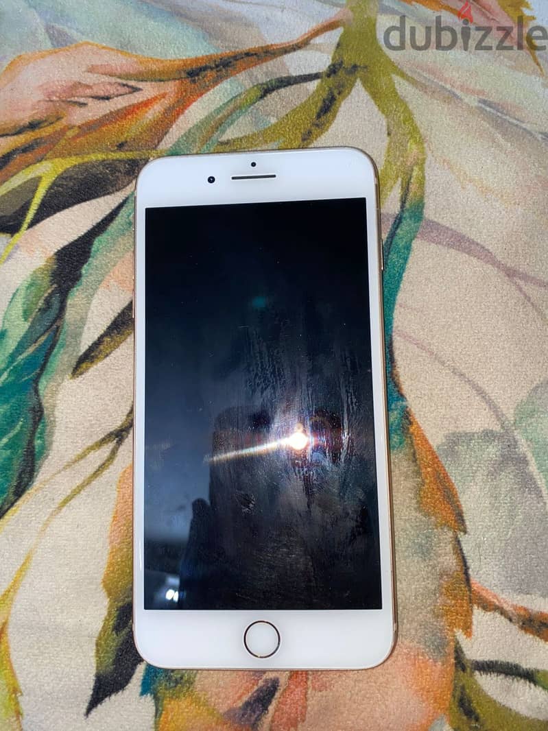 Apple - iPhone 8 Plus 1