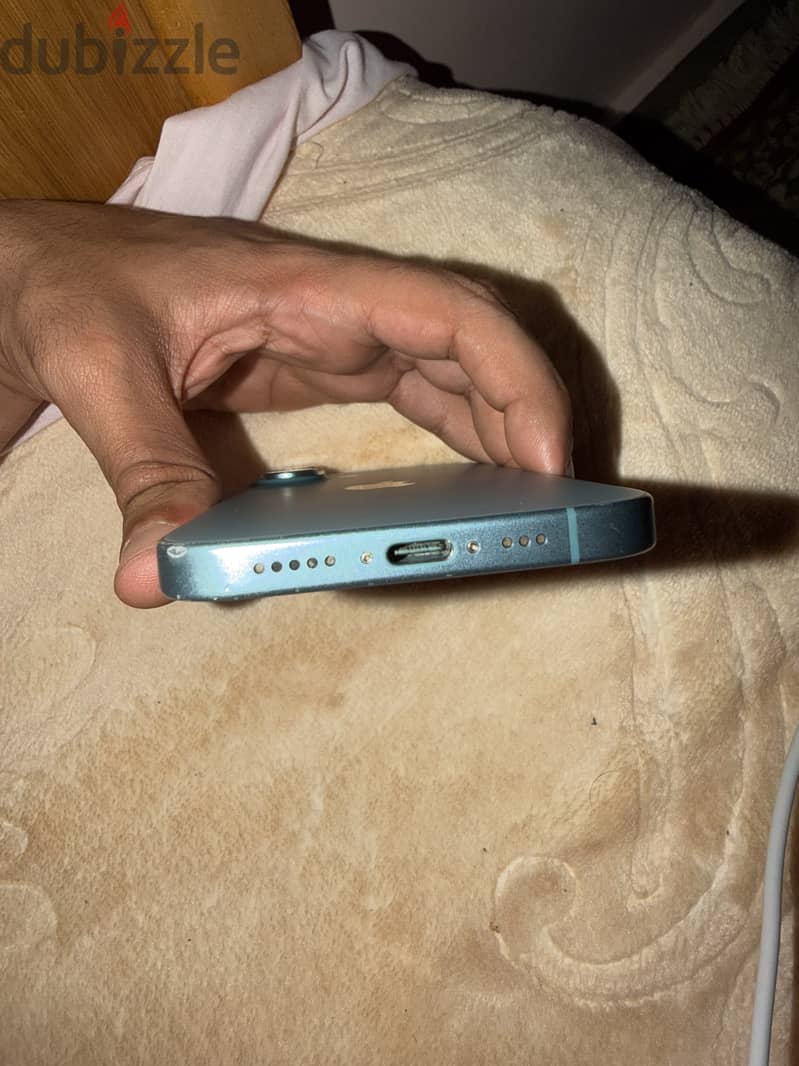 Iphone 16 used like new 4