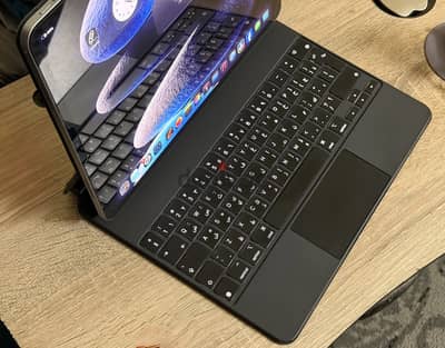 iPad Pro M2 12.9” 128GB + Apple Magic Keyboard
