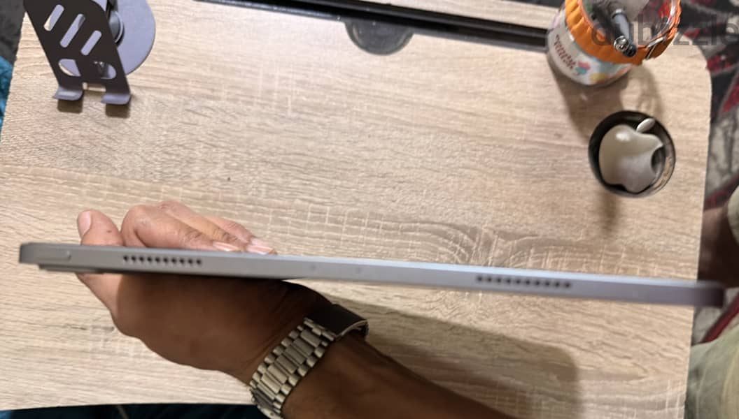 iPad Pro M2 12.9” 128GB + Apple Magic Keyboard 6
