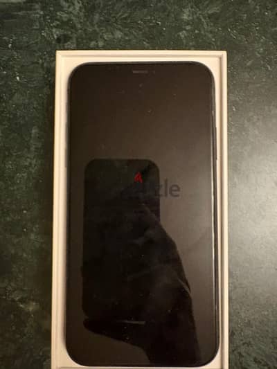 Apple - iPhone 11
