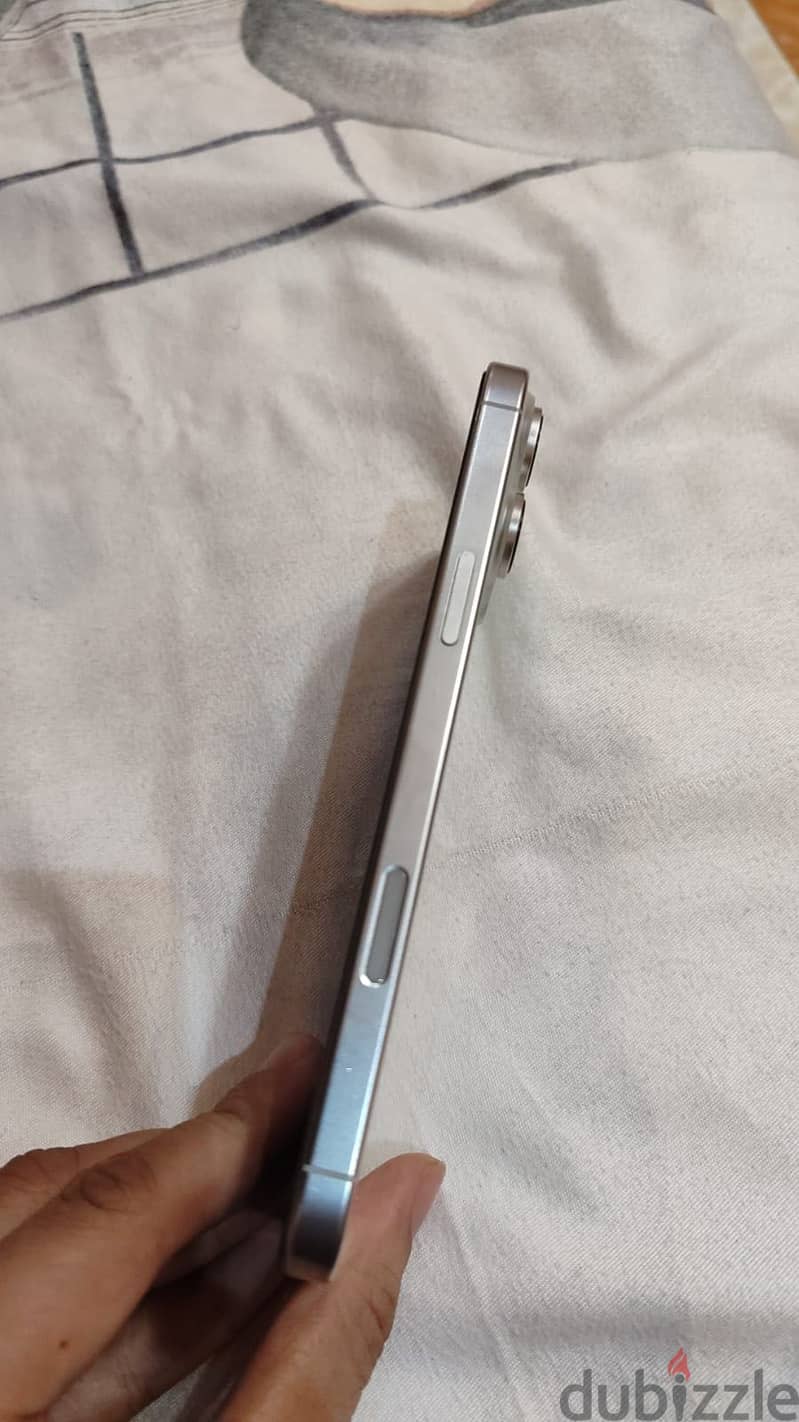 Apple - iPhone 16 Pro Max 5