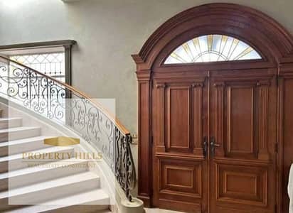 فيلا بفيو لاند سكيب متشطبة بالتكييفات للبيع باقل سعرفي التجمع الخامس