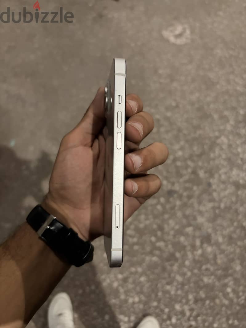 آبل - آيفون 13 2