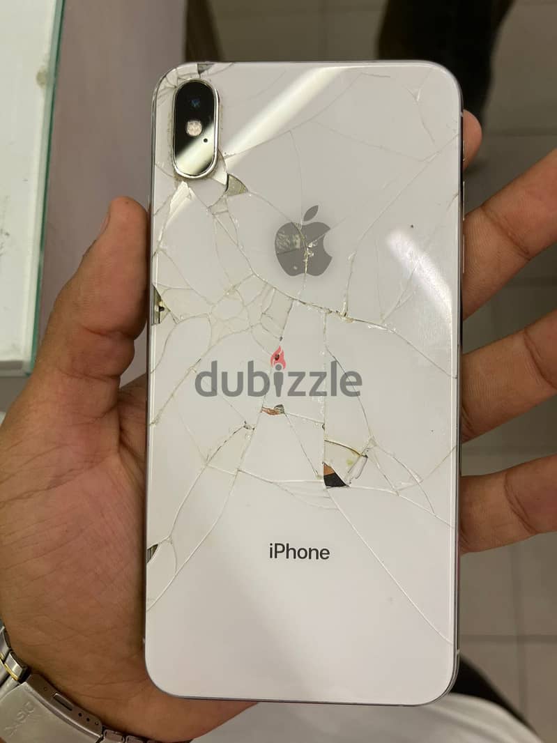 Apple - iPhone XS Max 1
