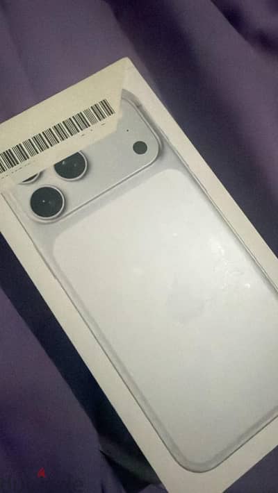 آبل - آيفون 17 برو ماكس