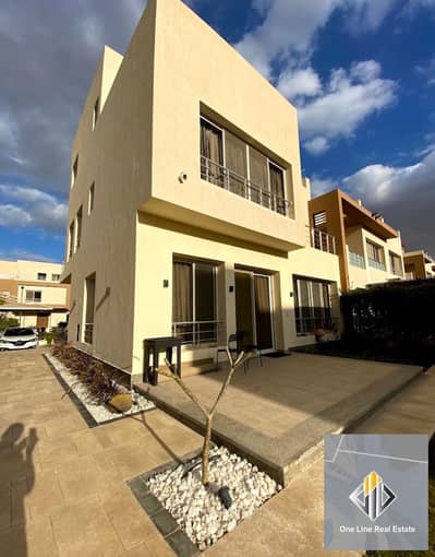 Twin House villa for rent with kitchen and air conditioning in Grand Heights compound, minutes to Dahshour link and next to Mountain View on El Boulevard Road