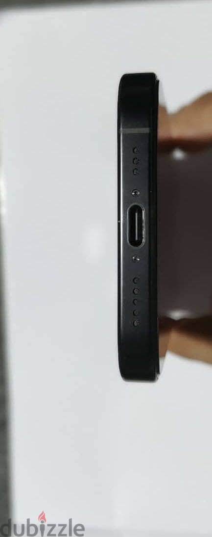 Apple - iPhone 16 Pro 3