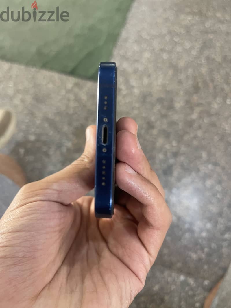iPhone 12 2
