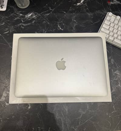 MacBook Air 2017 Middle East version