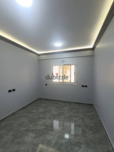 For rent, a ground floor in a villa in the third neighborhood, west of the first residence