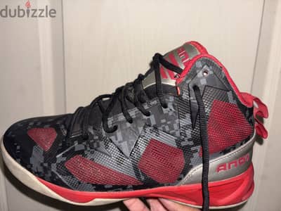 AND1 Xcelerate 2 MID basketball shoes