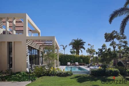 لوكيشين مميز فيلا استاندالون 3 طوابق Fully finished + private pool بالتقسيط او خصم 64 % فوري للبيع علي طريق السويس مباشرة بجوار سوديك ايست و الجمال