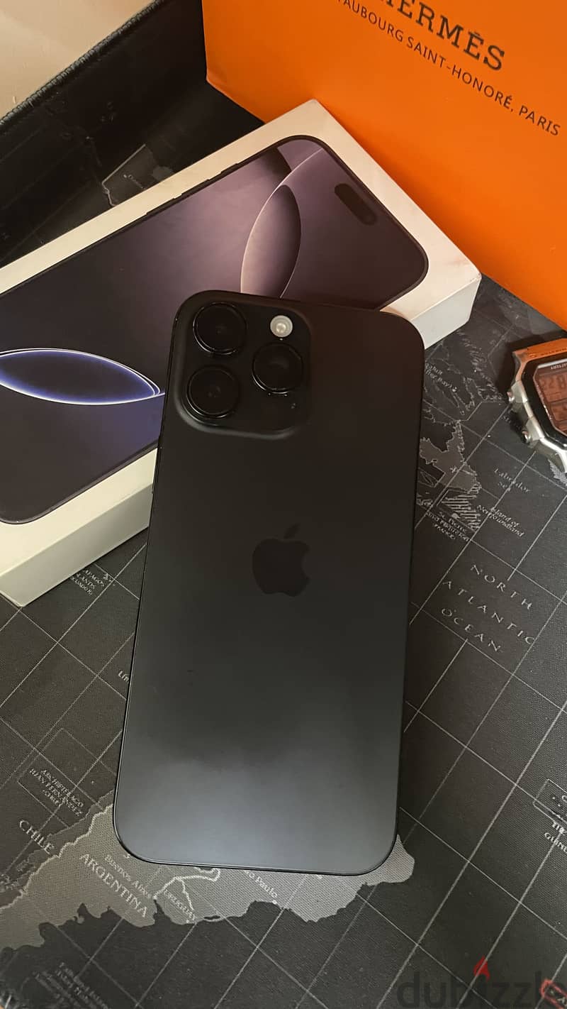Apple - iPhone 16 Pro Max 3