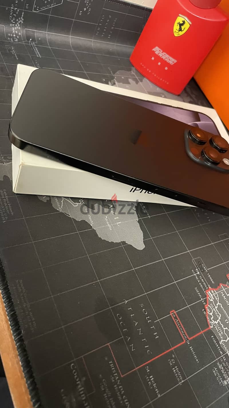 Apple - iPhone 16 Pro Max 4