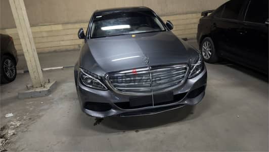 Mercedes-Benz C180 2018 مرسيدس وكيل