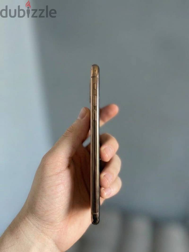 Apple - iPhone XS 5