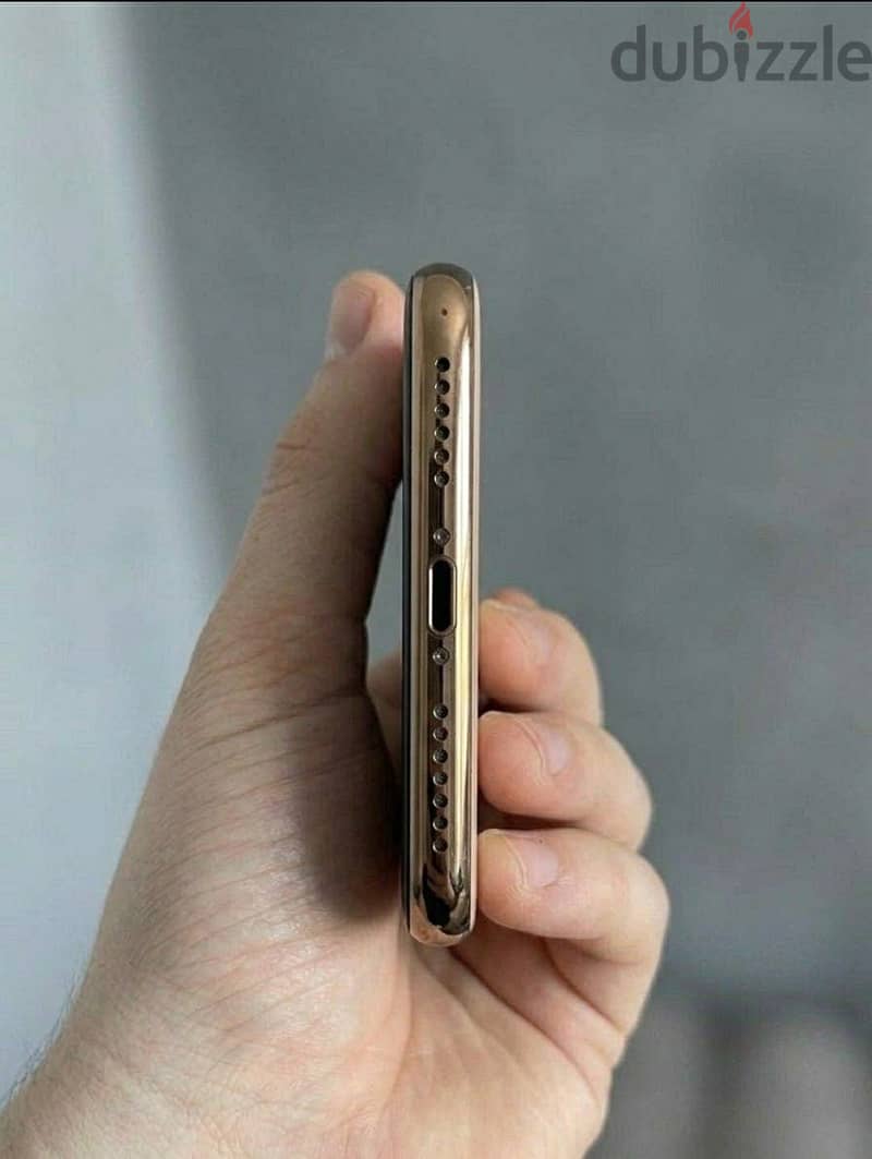 Apple - iPhone XS 7