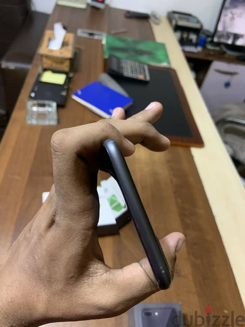 آبل - آيفون 8 بلس 4