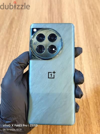 OnePlus 12