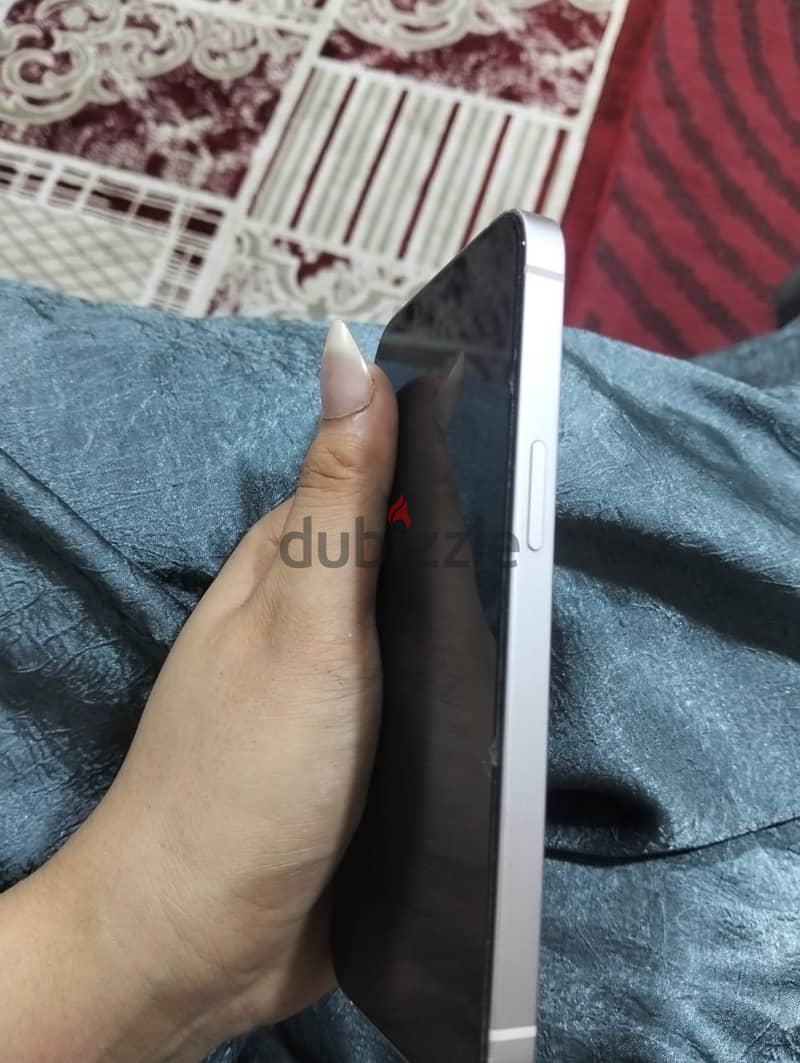 آبل - آيفون 13 5