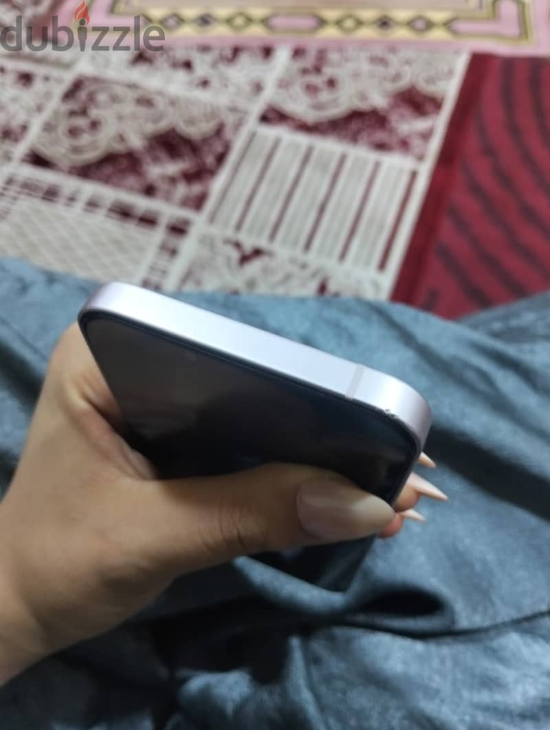 آبل - آيفون 13 7