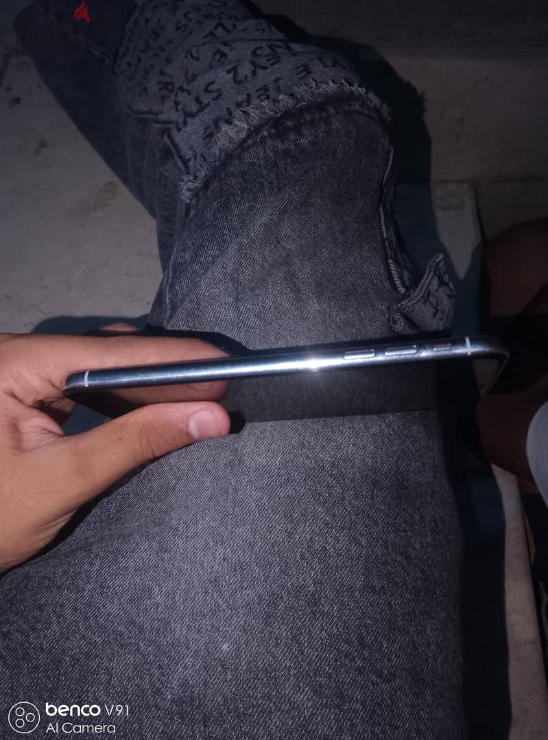 آبل - آيفون XS max 4