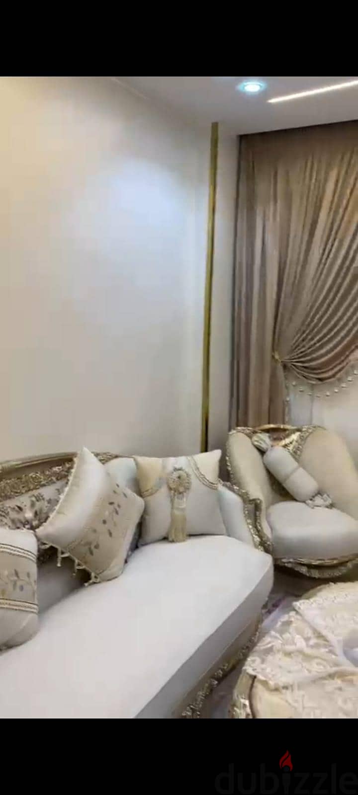 صالون  عريس 1