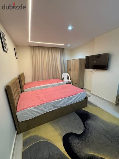 Studio for Rent in Mokattam, Middle Plateau, El Mabahes District  A beautiful studio for rent in a quiet and prime location in Mokattam, Middle Plateau, El Mabahes District.   The studio is brand new and has never been occupied before. It features super lu