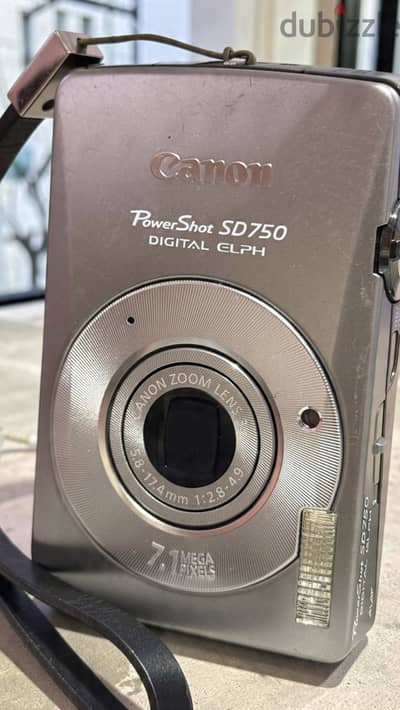 Canon Sd750 with original battery and booklet