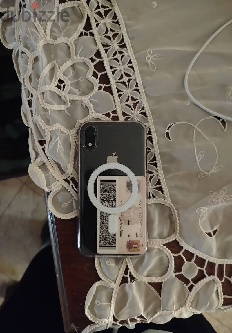 Apple - iPhone XR 1