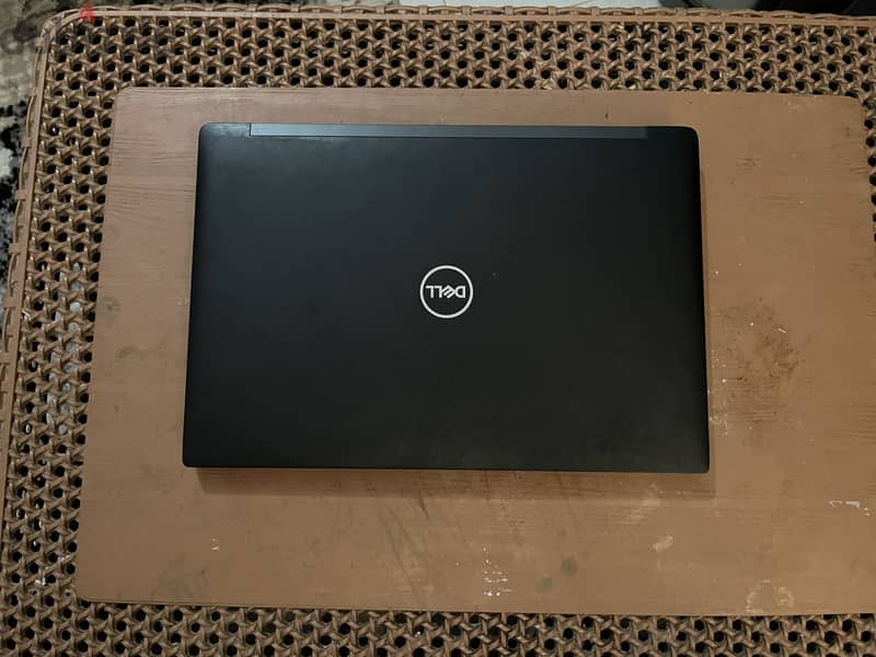 DELL LETTIUDE 7390 1