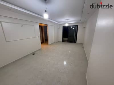 Apartment for rent, empty, Degla El Hadida division near Wadi Degla Club
