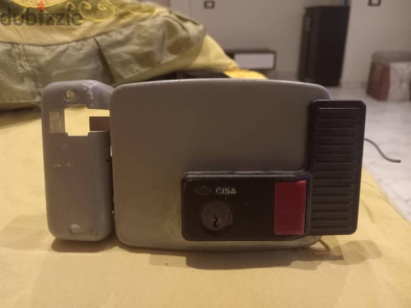 كالون CISA 1