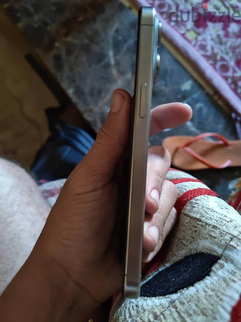 Apple - iPhone 15 Pro Max 3