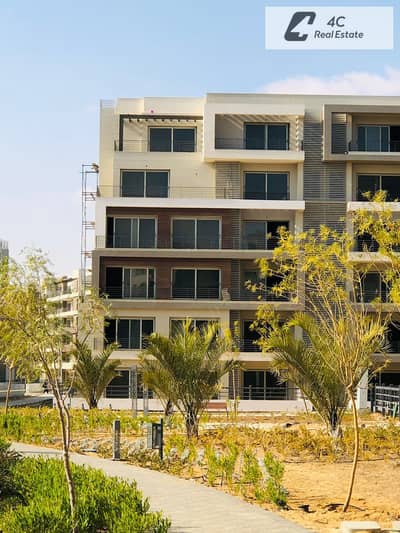 APARTMENT READY TO MOVE - VERY PRIME LOCATION - OPEN VIEW IN PALM HILLS NEW CAIRO