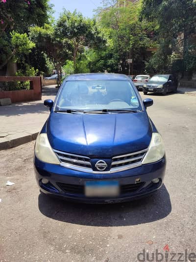 Nissan Tiida 2009 Sedan