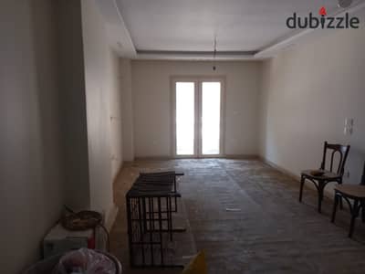 Apartment for sale with the specifications everyone is looking for in El-Hadayek El-Qobba, ready for occupancy, and its price is a real opportunity