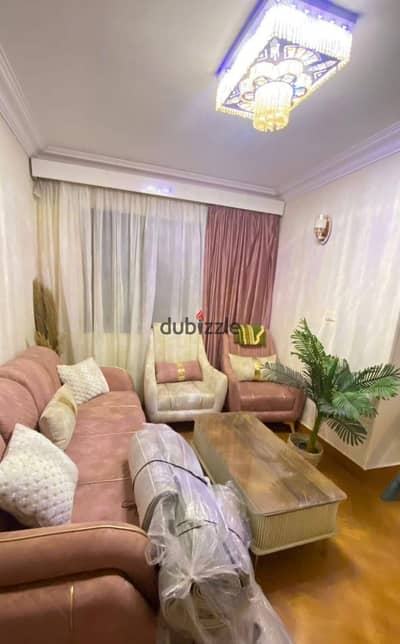 120 sqm apartment for sale – Mahmoud Yahya Street (off Toman Bay), next to Al-Tahra Palace and near El-Ganzoury Hospital; 5 minutes from Roxy.