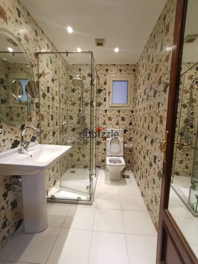 Apartment for Sale in Heliopolis, Super Lux, off Khalifa El Maamoun, behind Heliopolis Club. Immediate delivery in a prime location near all major roa