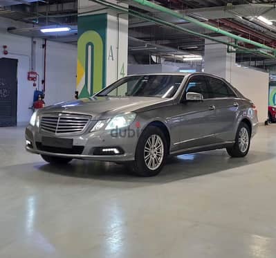 Mercedes-Benz E300 Elegance 2010 - مرسيدس مش محتاجة صيانات