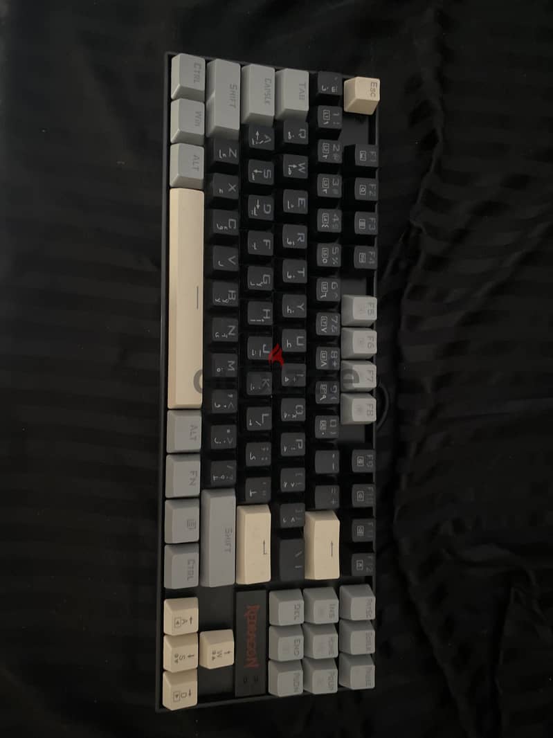 Redragon keyboard and mouse 1