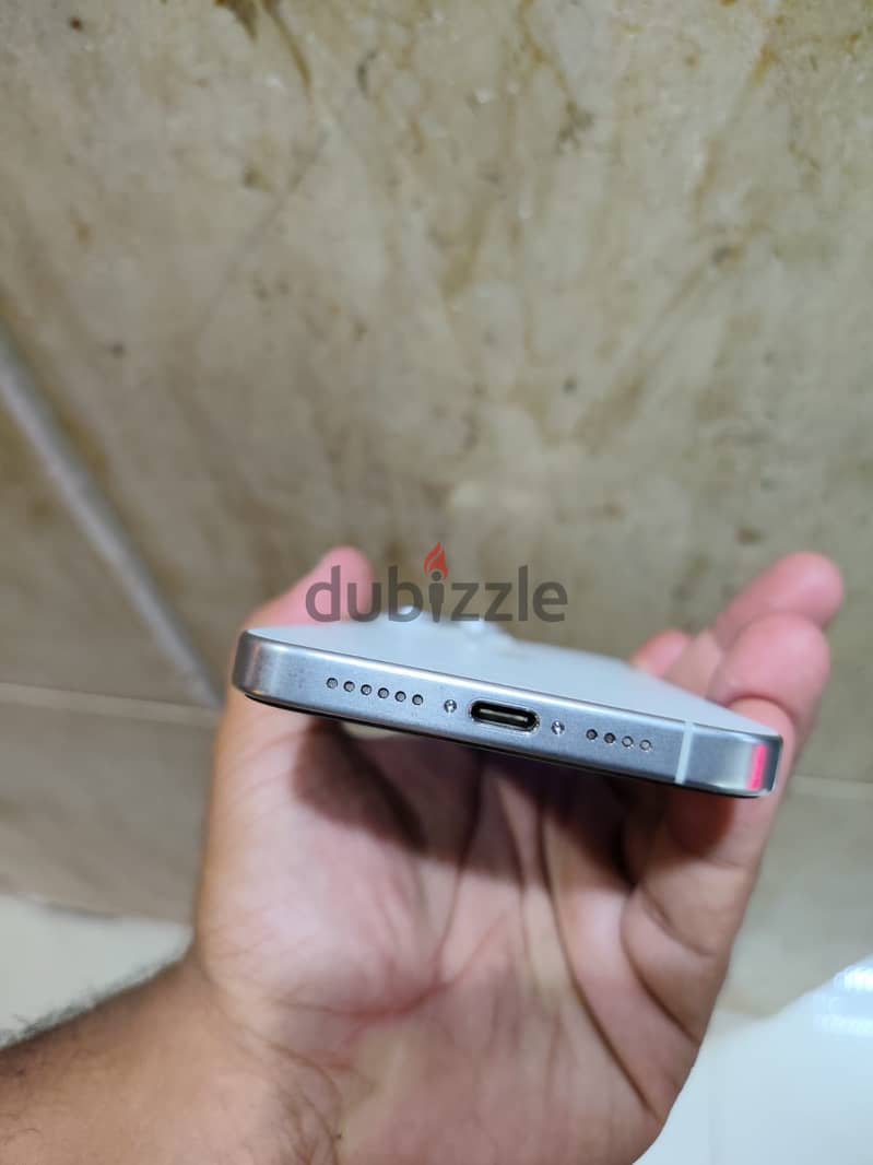 iPhone 15 Pro Max 0 tax with box 2