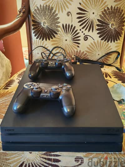 playstation 4 Pro بلايستيشن ٤ برو