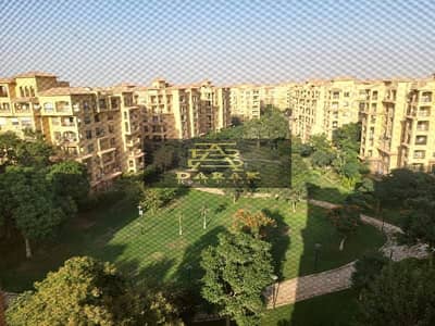 Duplex apartment for sale in Madinaty, 266m, garden view, B1, special finishing next to services
