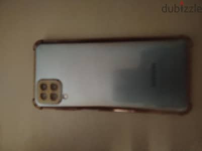 Samsung M12