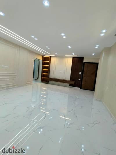 For those who want luxury at the prices of the past and safe investment and upscale housing VIP before the floatation and before the increases at the beginning of the year a building with all floors in the third neighborhood opposite 3 street 20m next to the central axis and Rana Mall steps for the exclusive next to the technology institute and the Japanese school stone facade