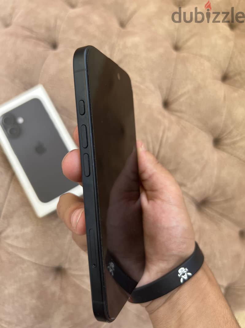 آبل - آيفون 16 2