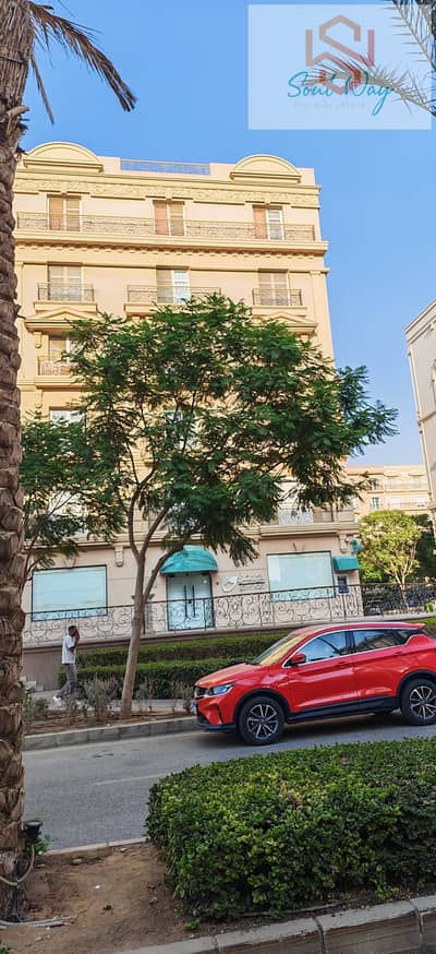Apartment for Rent in Hyde Park Compound  New Cairo 3 Bedrooms 2 Bathrooms Super Lux Finishing Without ACs and Kitchen Reception – 2 Pieces 4th Floor.