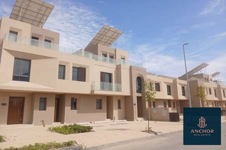تاون هاوس 228 متر بموقع مميز صف أول على مناظر طبيعية استلام فورى في فاي سوديك زايد الجديدة